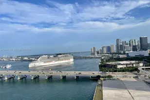 555 NE 15th St, Miami, FL 33132 - Photo 19