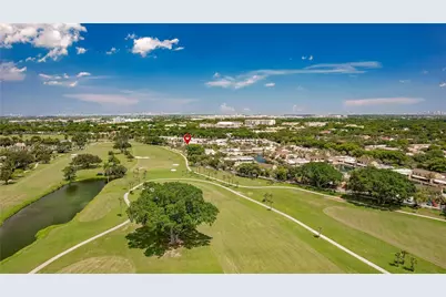 7020 Crown Gate Dr #7020, Miami Lakes, FL 33014 - Photo 15