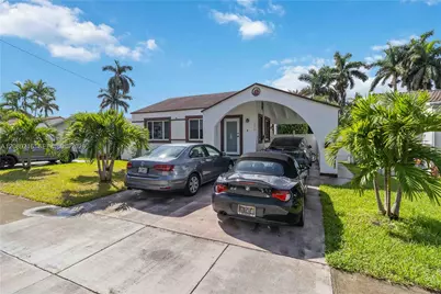 1526 NE 110th St #A, Miami, FL 33161 - Photo 23