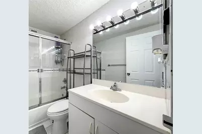 999 Brickell Bay Dr #1010, Miami, FL 33131 - Photo 9