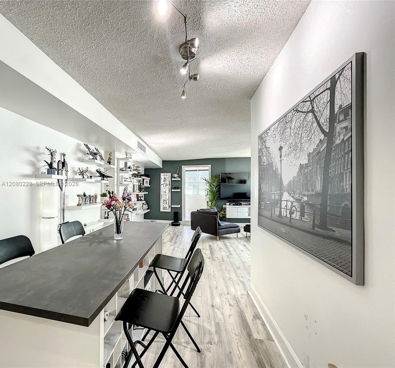 999 Brickell Bay Dr #1010 - 999 Brickell Bay Dr #1010, Miami, FL 33131 Luxury Property | Jose Angel Pina