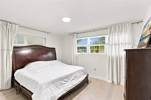 6885 NW 14th Ct, Plantation, FL 33313 - Photo 11
