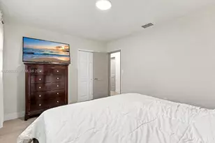 6885 NW 14th Ct, Plantation, FL 33313 - Photo 13