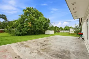 6885 NW 14th Ct, Plantation, FL 33313 - Photo 21