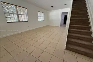 634 SW 147th Ave, Pembroke Pines, FL 33027 - Photo 5