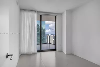 1300 S Miami Ave #2905, Miami, FL 33130 - Photo 11