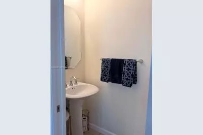 3331 NW 124th Ter, Sunrise, FL 33323 - Photo 11