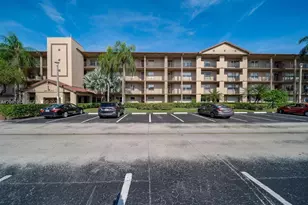13105 SW 16th Ct, Pembroke Pines, FL 33027 - Photo 3