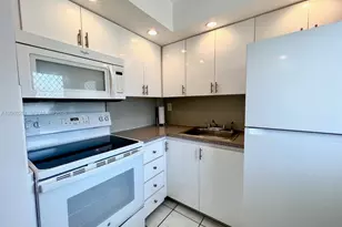 3030 Marcos Dr, Aventura, FL 33160 - Photo 11
