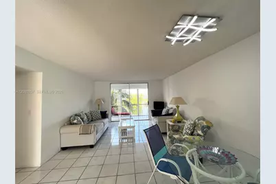3030 Marcos Dr #T302, Aventura, FL 33160 - Photo 17