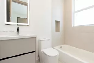 721 SW 7th Ave, Fort Lauderdale, FL 33315 - Photo 21