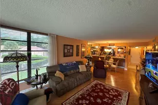 5613 Coral Lake Dr, Margate, FL 33063 - Photo 7
