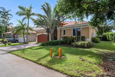 7548 SW 189th St, Cutler Bay, FL 33157 - Photo 3