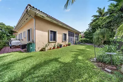 7548 SW 189th St, Cutler Bay, FL 33157 - Photo 53