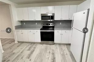 10902 NW 83 St, Doral, FL 33178 - Photo 7