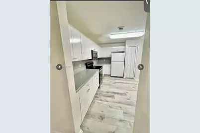 10902 NW 83 St #219, Doral, FL 33178 - Photo 3