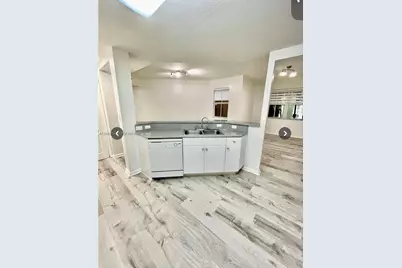 10902 NW 83 St #219, Doral, FL 33178 - Photo 5