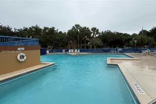15525 Miami Lakeway N, Miami Lakes, FL 33014 - Photo 17