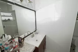 1780 NE 191st St, Miami, FL 33179 - Photo 11