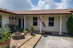 16630 SW 102nd Pl, Miami, FL 33157 - Photo 1