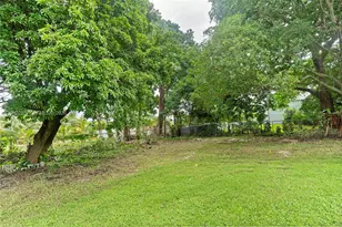 381 SW 127th Ave, Miami, FL 33184 - Photo 13