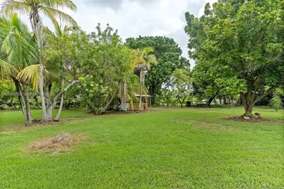 381 SW 127th Ave, Miami, FL 33184 - Photo 11