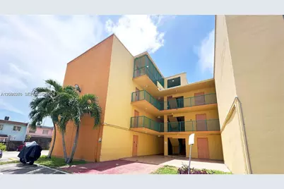 666 W 81st St #303, Hialeah, FL 33014 - Photo 3
