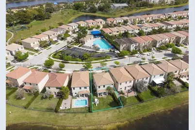 616 NE 193rd St, Miami, FL 33179 - Photo 19