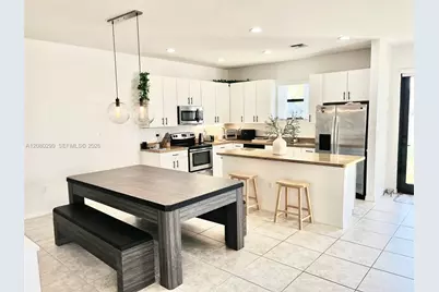 616 NE 193rd St, Miami, FL 33179 - Photo 3