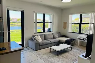 616 NE 193rd St, Miami, FL 33179 - Photo 5