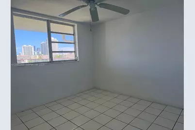 2861 Leonard Dr #F608, Aventura, FL 33160 - Photo 9
