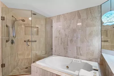 21205 Yacht Club Dr #2405, Aventura, FL 33180 - Photo 19