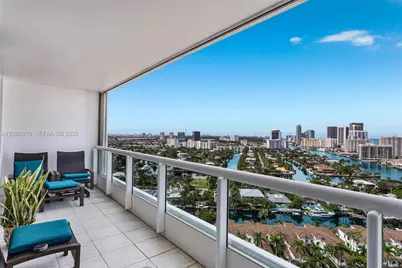 21205 Yacht Club Dr #2405, Aventura, FL 33180 - Photo 25