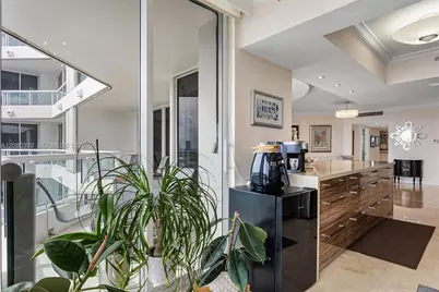 21205 Yacht Club Dr #2405, Aventura, FL 33180 - Photo 11