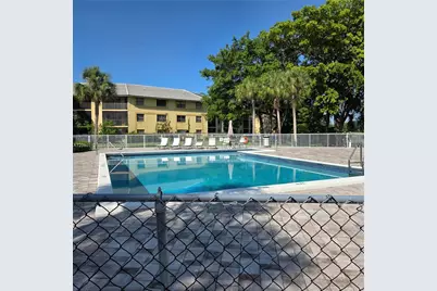 8911 NW 28th Dr #C, Coral Springs, FL 33065 - Photo 5