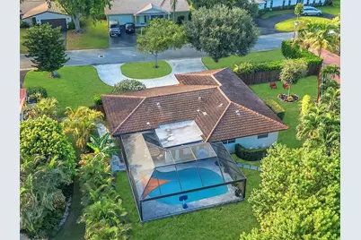 10305 NW 42nd Dr, Coral Springs, FL 33065 - Photo 55