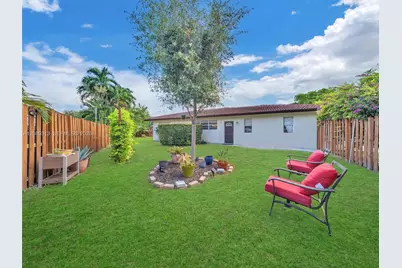 10305 NW 42nd Dr, Coral Springs, FL 33065 - Photo 47