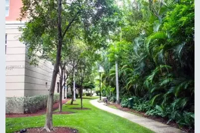 17125 N Bay Rd #3610, Sunny Isles Beach, FL 33160 - Photo 35