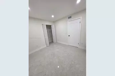 1427 Towhee St, Homestead, FL 33035 - Photo 11