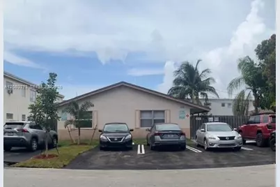 231 SW 8th Ct, Pompano Beach, FL 33060 - Photo 17