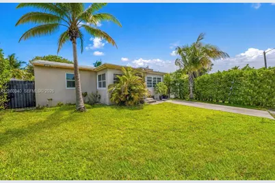 2326 Harding St, Hollywood, FL 33020 - Photo 3