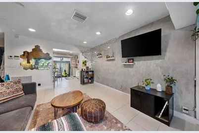 2326 Harding St, Hollywood, FL 33020 - Photo 5