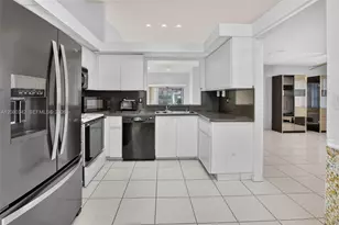 6063 Kings Gate Cir, Delray Beach, FL 33484 - Photo 9
