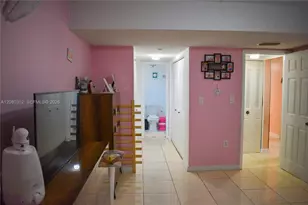 6600 W 2nd Ct, Hialeah, FL 33012 - Photo 17