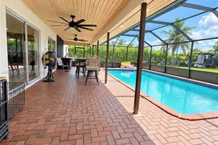 1422 NW 20th St, Homestead, FL 33030 - Photo 9