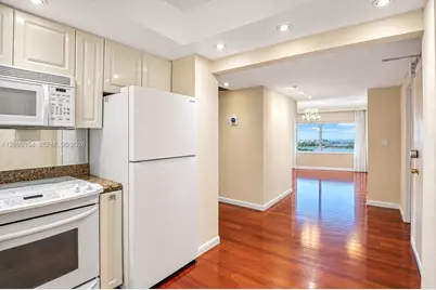 500 Bayview Dr #2122, Sunny Isles Beach, FL 33160 - Photo 13