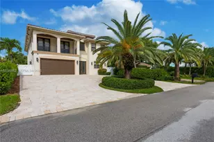 169 SE Wavecrest Way, Boca Raton, FL 33432 - Photo 3