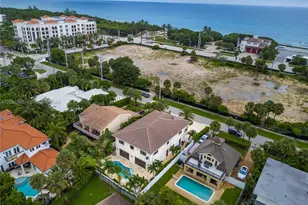 169 SE Wavecrest Way, Boca Raton, FL 33432 - Photo 11