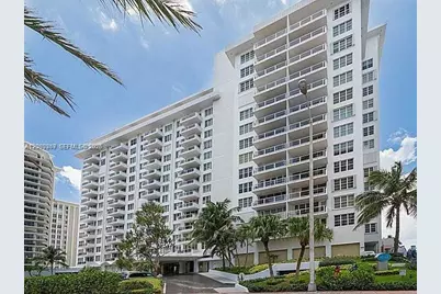 5700 Collins Ave #8M, Miami Beach, FL 33140 - Photo 1