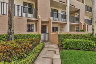 7518 Fairfax Dr, Tamarac, FL 33321 - Photo 41